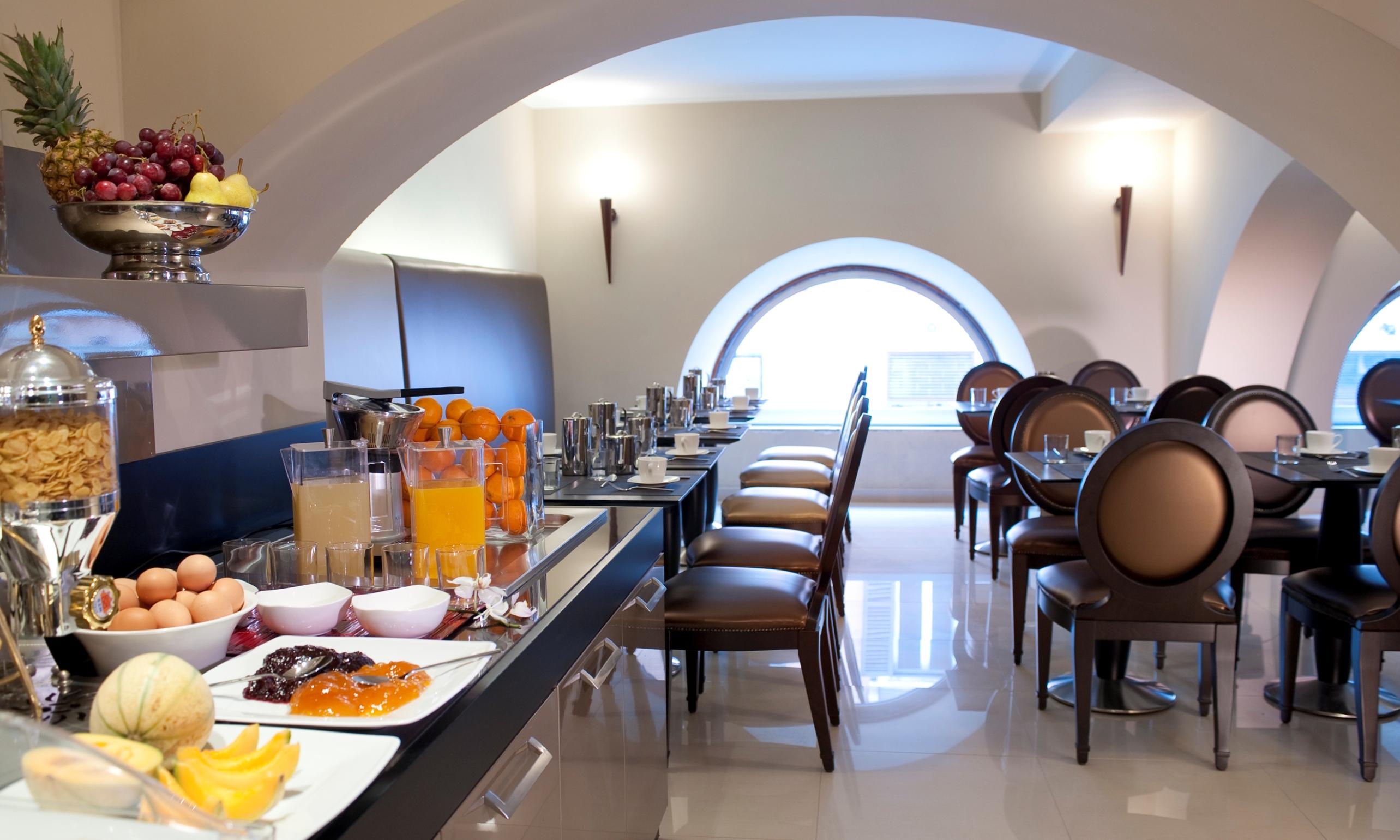 C-Hotels Fiume Рим Ресторант снимка