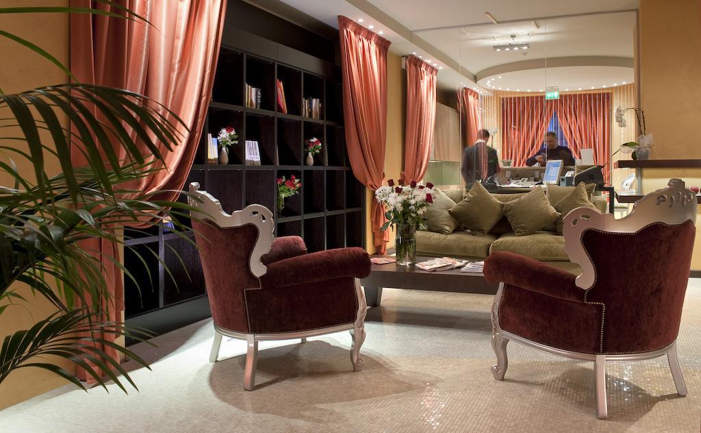 C-Hotels Fiume Рим Интериор снимка